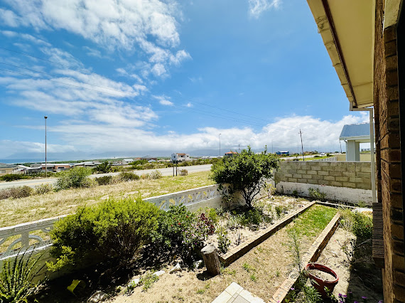 3 Bedroom Property for Sale in Hawston Western Cape